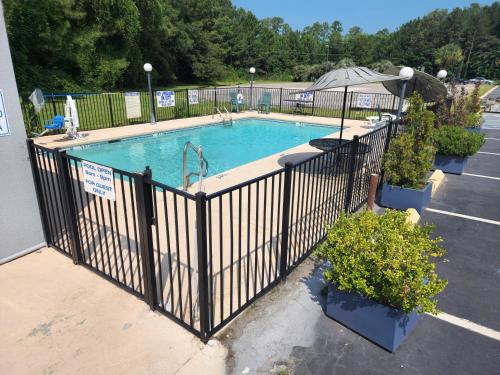 days inn by wyndham hardeeville near hilton head