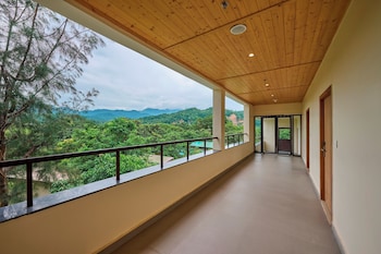 Abn Sarovar Portico Jim Corbett,,4 star