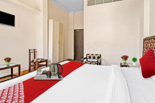 hotel o amulya shri