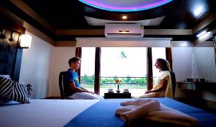 best kerala houseboat