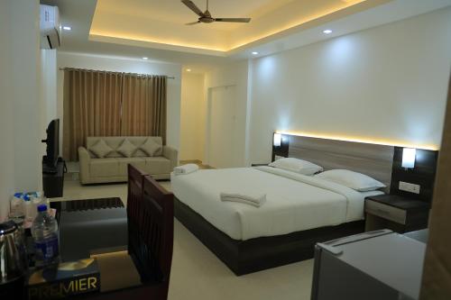 Rj Ross Ramapuram,,3 star