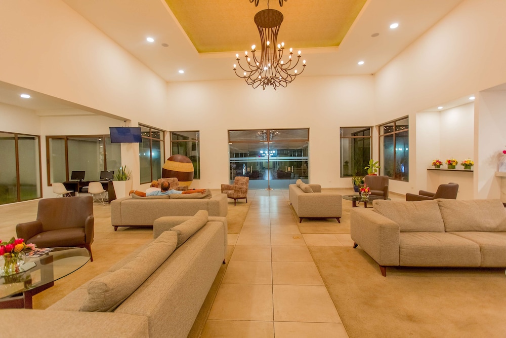best western las mercedes airport