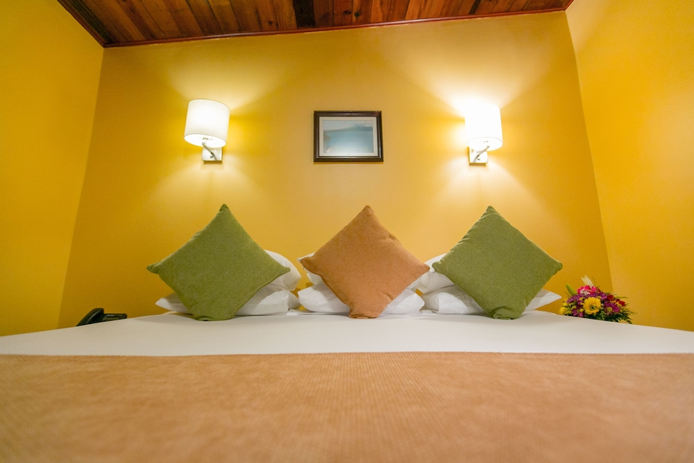 best western las mercedes airport