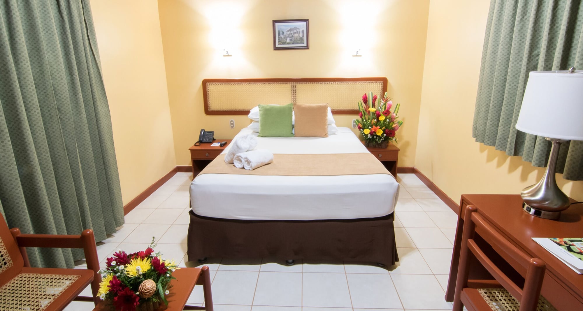 best western las mercedes airport