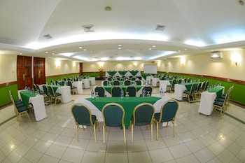 best western las mercedes airport