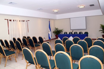best western las mercedes airport