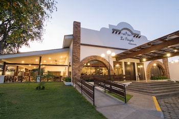 best western las mercedes airport