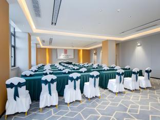 echeng hotel huanggang wanda plaza city museum