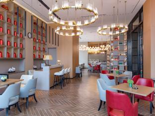 echeng hotel huanggang wanda plaza city museum