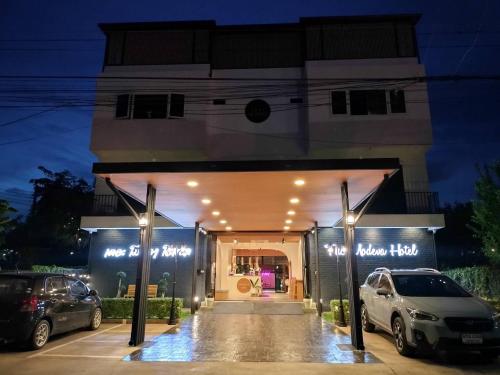 The Modeva Hotel,,5 star