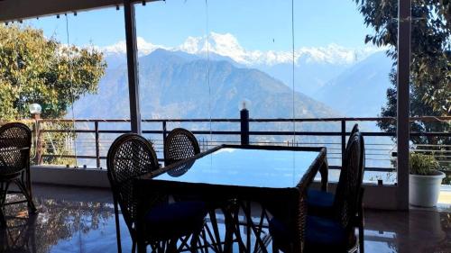 Om-The Divine Soul Of Devbhumi,,5 star