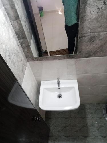 prakash holiday inn