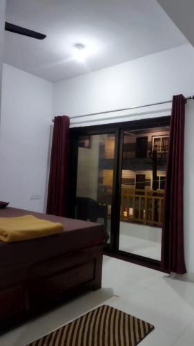 prakash holiday inn