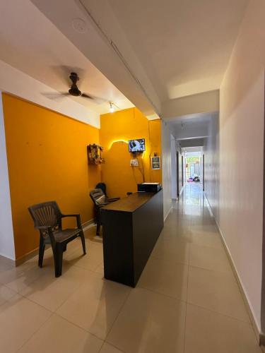 prakash holiday inn
