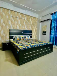 2 bhk fully furnished apartment nearby airport