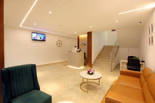 park residency koothattukulam