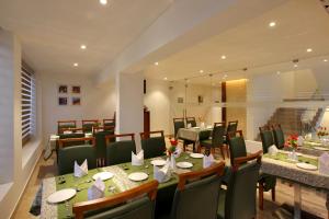 park residency koothattukulam