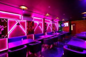 park residency koothattukulam