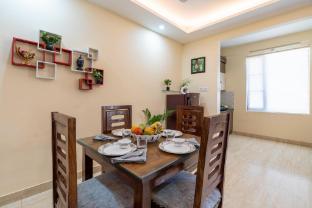 homlee jumbo lux flat w hills kitchen and parking