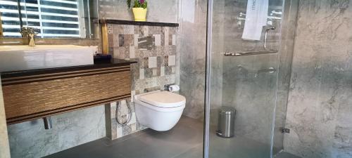 Hotel Montecarlo,,3 star