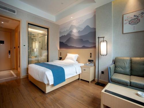 Greentree Eastern Hotel Henan Anyang Hua County Wuzhou Xinshidai Square,,4 star