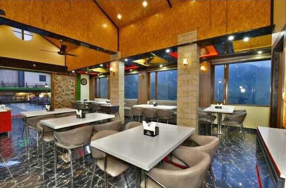 shri narayan tourist lodge