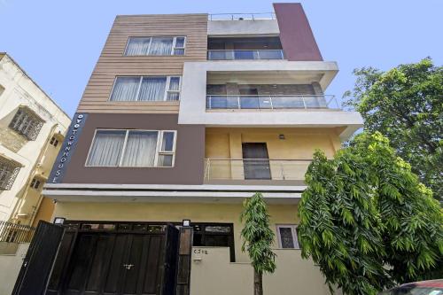 Super Townhouse All In One,,4 star