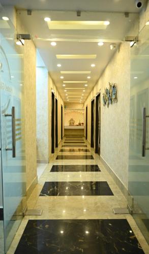 super hotel o glance inn