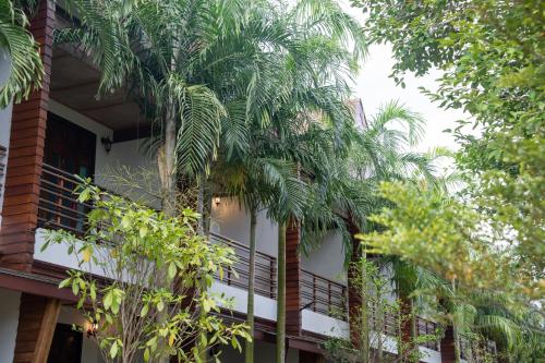 merry spa and resort