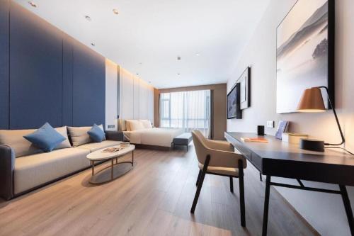 Atour Hotel Jinan Tangyan Century Avenue,,4 star