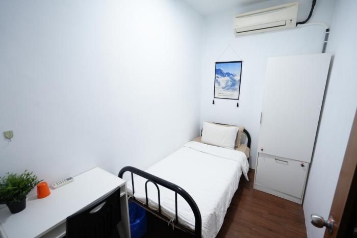 aimelia guest house by g traveler