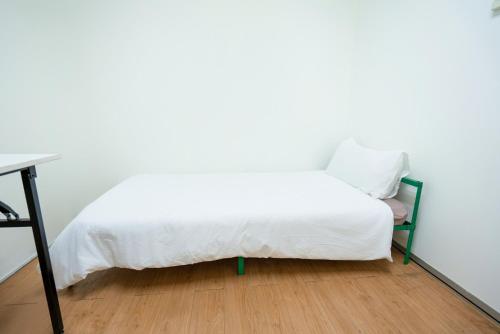 aimelia guest house by g traveler