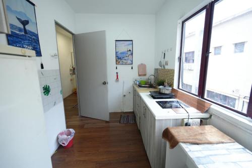 aimelia guest house by g traveler