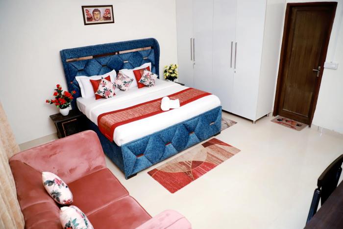 fortune home service apartment 3bhk e 28 saket 2b