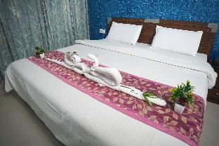 hotel holiday comfort nearby jallianwala bagh