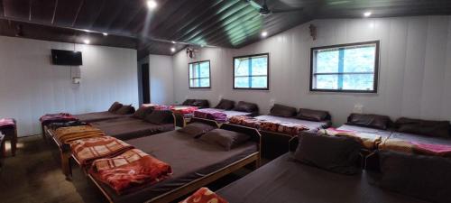 Hotel Vivek Guptkashi, Guptkashi,,5 star