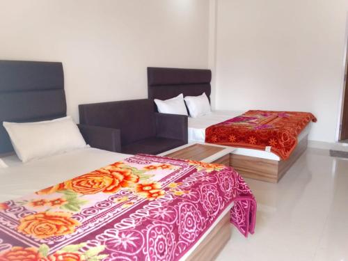 hotel lake view paradise