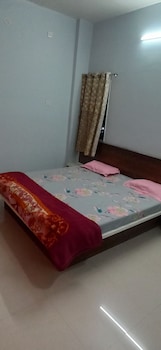 hotel adiraj palace and lodging