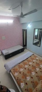 hotel adiraj palace and lodging