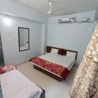 hotel adiraj palace and lodging