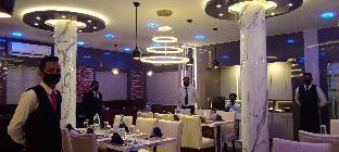 The Royal Crown,,3 star