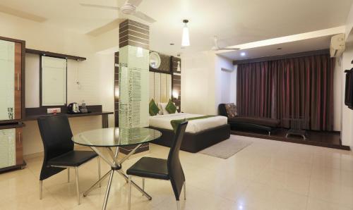 Hotel Apple Inn,,3 star