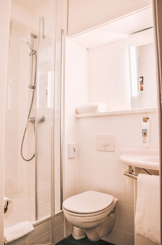 ibis frankfurt airport