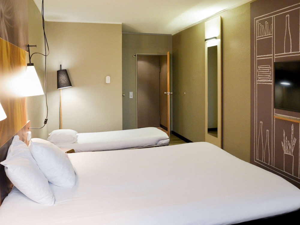 ibis frankfurt airport