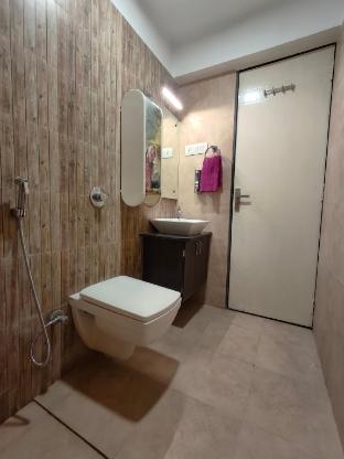 staeg skyline view 3bhk 1404