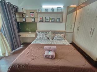 staeg skyline view 3bhk 1404