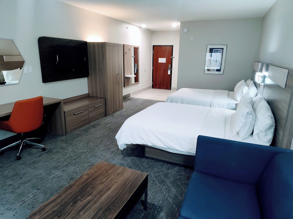holiday inn express kenedy by ihg