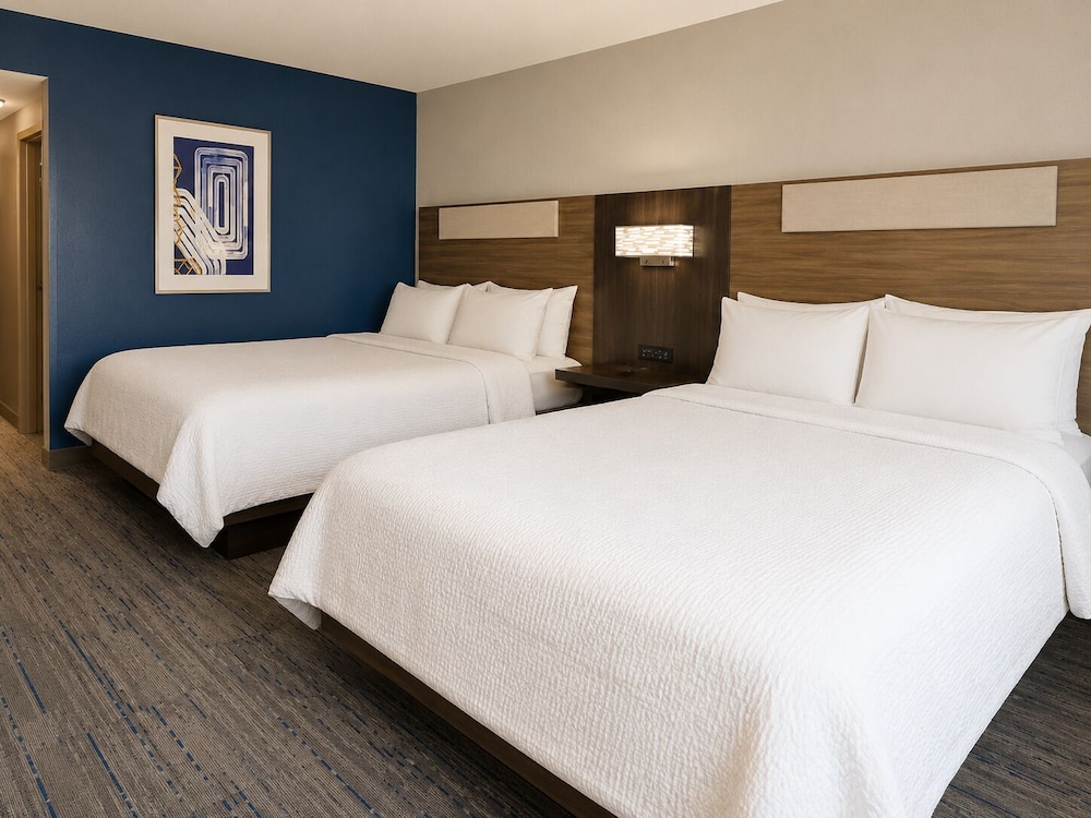 holiday inn express kenedy by ihg