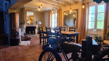 Maison Cassin47,,3 star