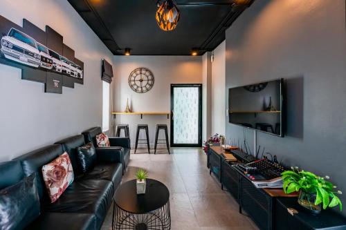pp pool villa huahin